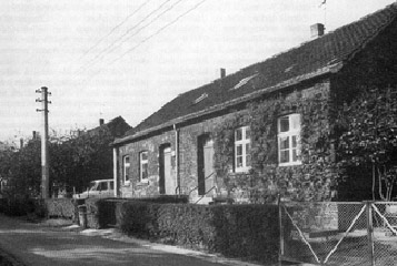 Arbeiterhuser der Aplerbecker Htte - Foto aus: Siegfried Niehaus: Kleine Geschichte des Amtes Aplerbeck. Dortmund, 1980